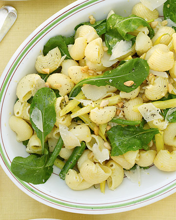 String Bean Arugula Salad via  lilblueboo.com