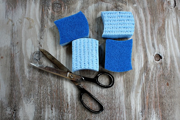 Save Money on Kitchen Sponges via lilblueboo.com