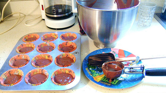 Freeze Cupcake Batter via lilblueboo.com
