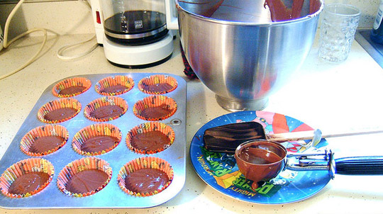 Freeze Cupcake Batter via lilblueboo.com Freeze Cupcake Batter via lilblueboo.com
