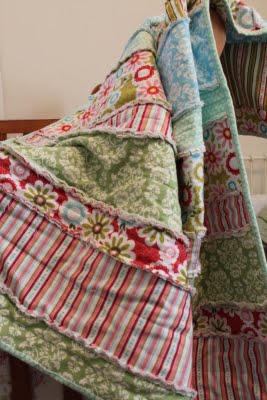 Rag Quilt Tutorial via lilblueboo.com