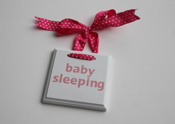 Baby Plaque Tutorial via lilblueboo.com Baby Plaque Tutorial via lilblueboo.com