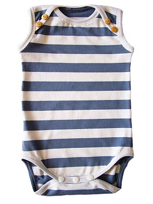 DIY Onesie Tutorial via lilblueboo.com DIY Onesie Tutorial via lilblueboo.com
