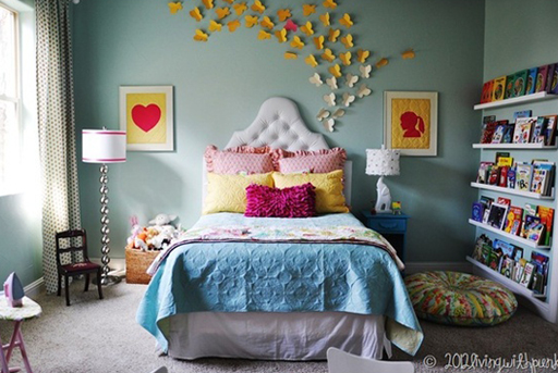 butterfly girls bedroom decor via lilblueboo.com