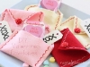 Felt Valentine's Day Envelopes by Nest of Posies via lilblueboo.com