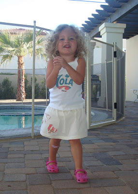 Recycle your t-shirt into a toddler skirt (tutorial) finished via lilblueboo.com
