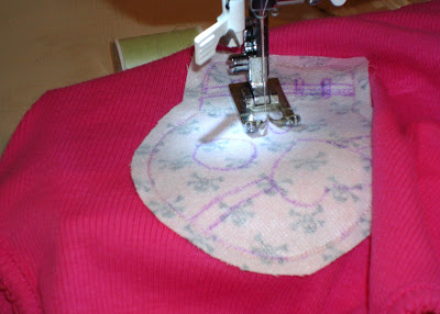 Reverse Applique Tutorial step 8 via lilblueboo.com