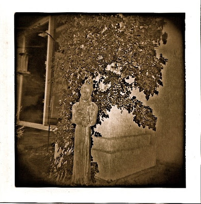Fun with the Holgaroid 4 via lilblueboo.com Fun with the Holgaroid 4 via lilblueboo.com
