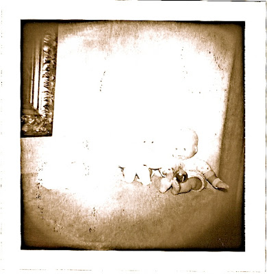 Fun with the Holgaroid 3 via lilblueboo.com Fun with the Holgaroid 3 via lilblueboo.com