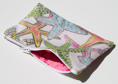 Little Lined Zipper Pouch via lilblueboo.com