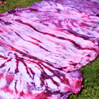 Yummy Tie Dye Colors 3 via lilblueboo.com