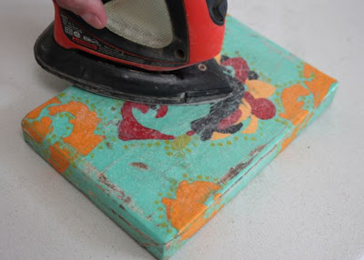 How to make a distressed folk art-style painting. DIY tutorial step 11 via lilblueboo.com