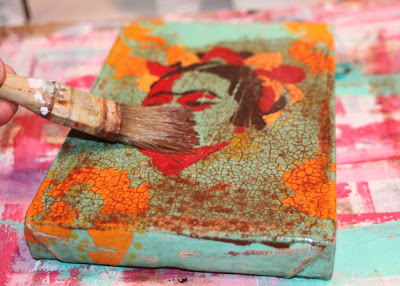 How to make a distressed folk art-style painting. DIY tutorial step 12 via lilblueboo.com