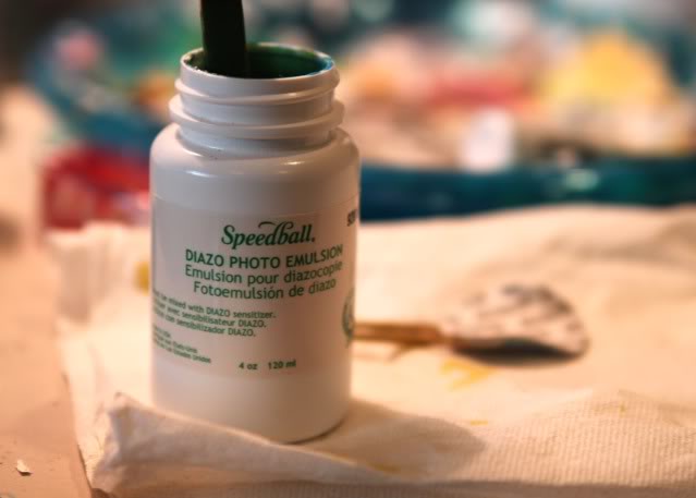 Choosing Emulsion for Screen Printing Textiles – Learn How To Screen Print