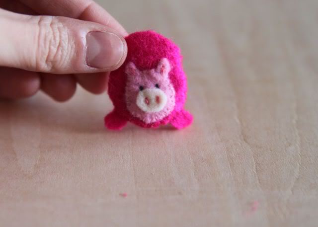 How to make animal pom socks diy tutorial via lilblueboo.com