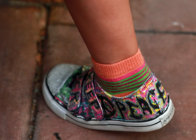 Puffy paint deals shoes
