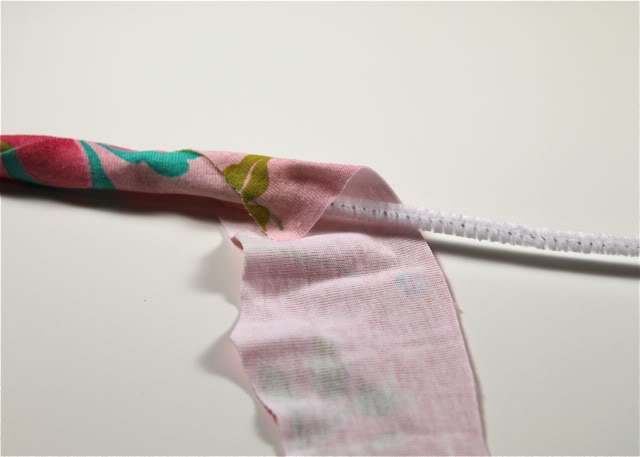 No-Sew Fabric Flower Headband Step 4 via lilblueboo.com