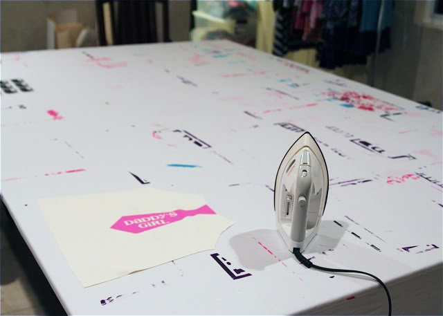 How to make a silk screening / ironing table via lilblueboo.com