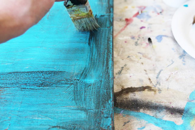 How to make distressed painting using collage and glazing. DIY tutorial via lilblueboo.com
