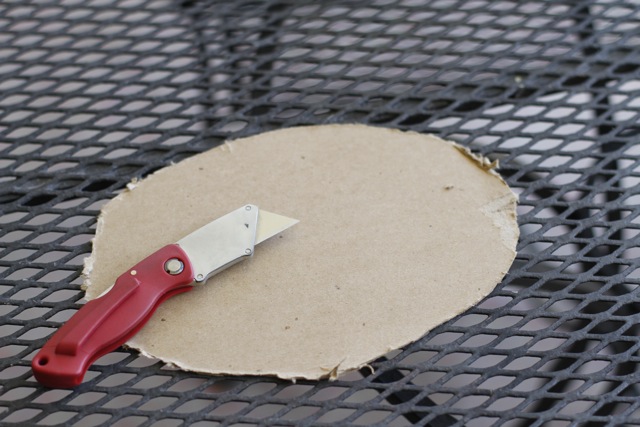 DIY paper mache animal heads tutorial and process via lilblueboo.com 