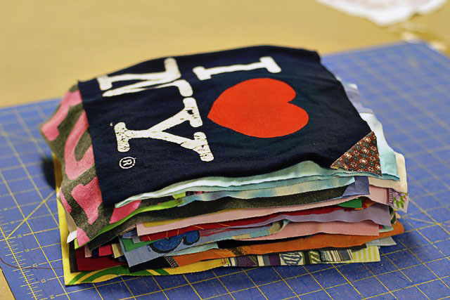 Initiativ indlogering Banyan A T-Shirt Quilt (A Tutorial)