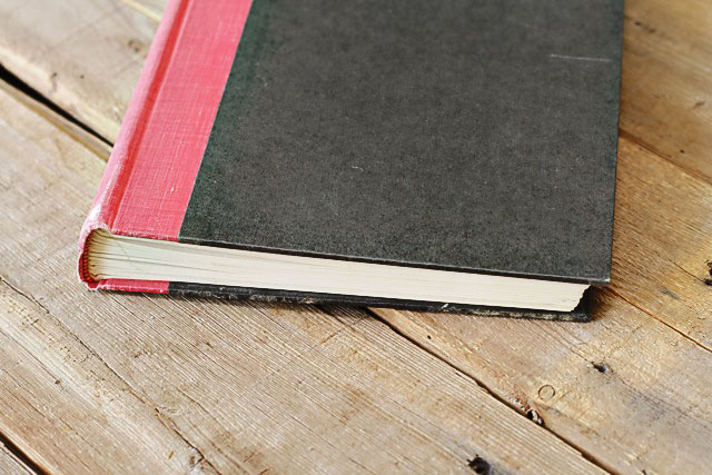 How to turn an old book into an art journal. DIY tutorial via lilblueboo.com