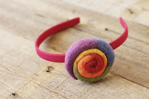 Felted Pinwheel Accessories Tutorial process 13 via lilblueboo.com