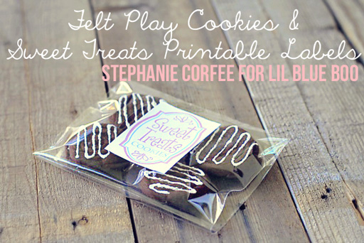 Felt Cookie Play Food and Free Sweet Treat Baked Good Printable Download via lilblueboo.com