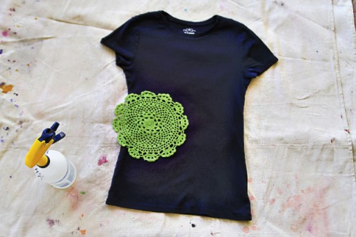 How to Stencil with Bleach (and a doily) via lilblueboo.com