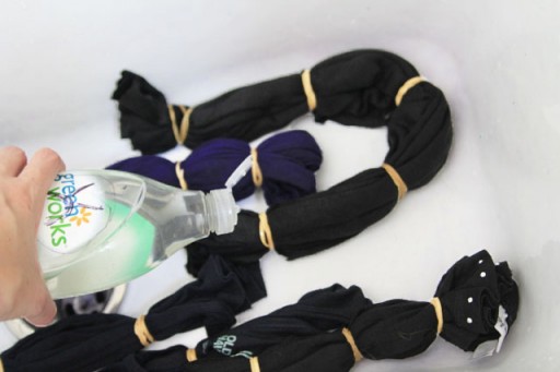 Tie Dye Clothing with Bleach (recipe) via lilblueboo.com