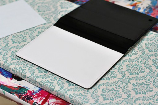 How to Make a DIY Instagram iPad Cover (step 3) via lilblueboo.com