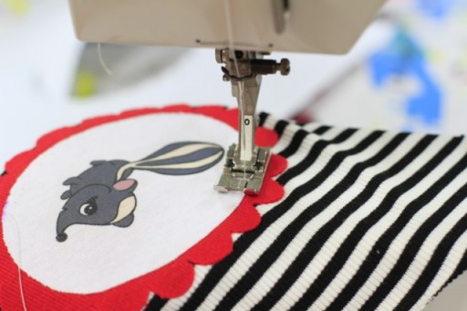 Sewing DIY Applique via lilblueboo.com