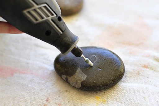 Carving River Rocks with a Dremel (Step 2) via lilblueboo.com