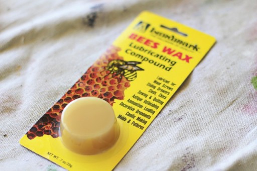 Use Beeswax to polish rock via lilblueboo.com