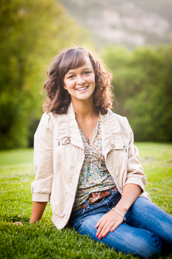 Tips for taking beautiful portrait #photography and lighting by Gayle Vehar for lilblueboo.com