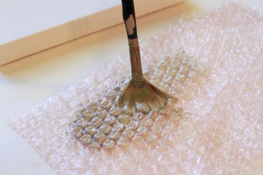 Bubble wrap as a stamp via lilblueboo.com