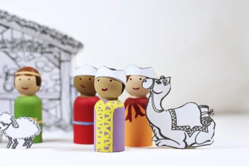 Three Wise Men Peg Doll Set tutorial with PDF download via lilblueboo.com