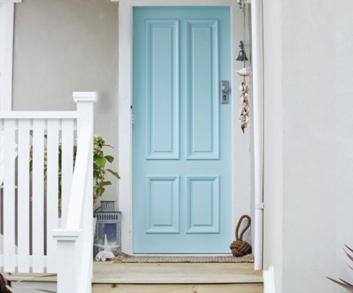 Budget friendly home renovation ideas: paint your front door via lilblueboo.com