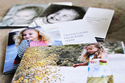 How to organize digital photos for photo books via lilblueboo.com