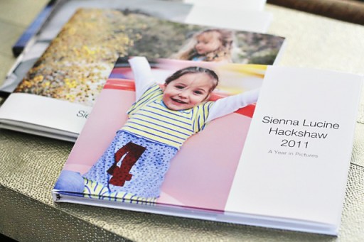 How to make a yearly photo book via lilblueboo.com