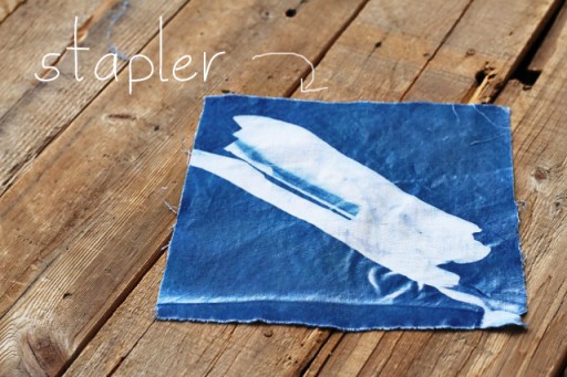 sunprint on paper or fabric (cyanotype fabric) via lilblueboo.com