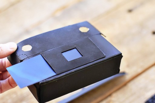 how to make a shutter for a pinhole camera via lilblueboo.com