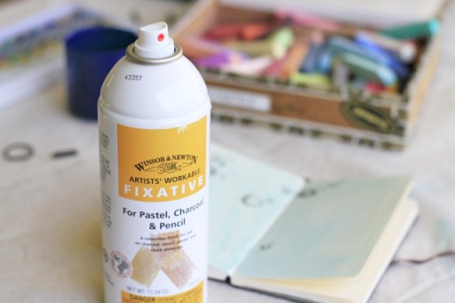 Using Fixative in journal via lilblueboo.com #diy #crafts #tutorial #artjournal