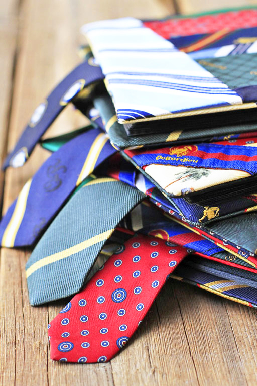 How to recycle old ties via liblueboo.com