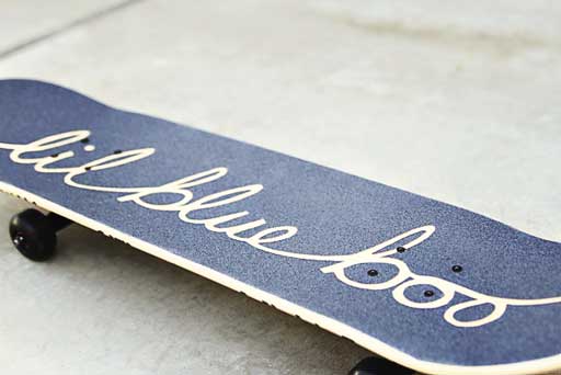How to make a custom skateboard via lilblueboo.com #skateboard #diy #gift #handmade 