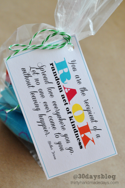 Random Acts of Kindness Week: kindness gifts via Ashley Hackshaw / lilblueboo.com