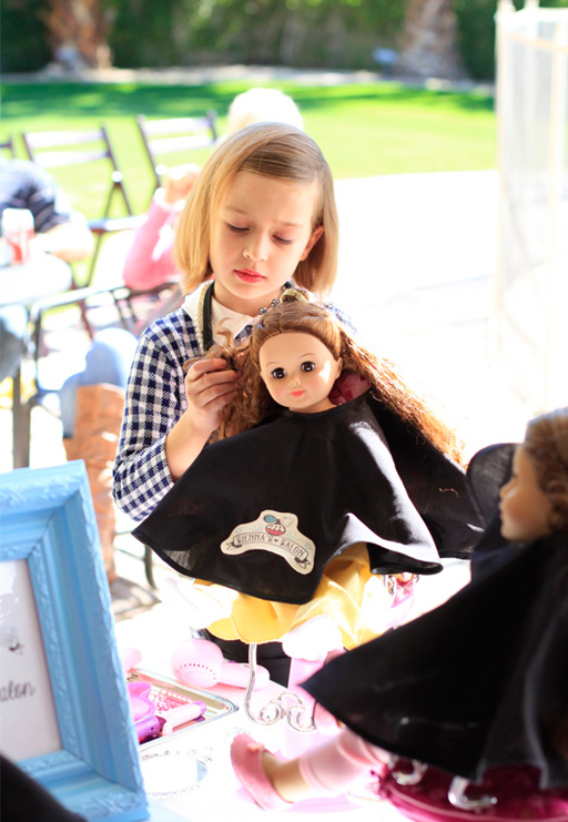 Salon Stations at the Beauty Salon and Doll Party via Ashley Hackshaw / lilblueboo.com