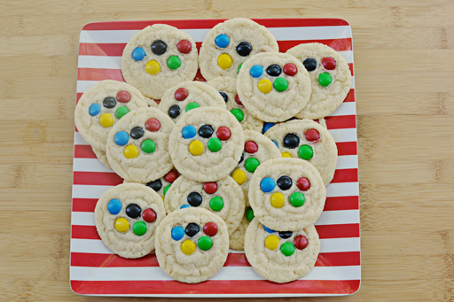 The Olympic Games Party Treat Ideas: Sugar Cookies via Ashley Hackshaw / lilblueboo.com