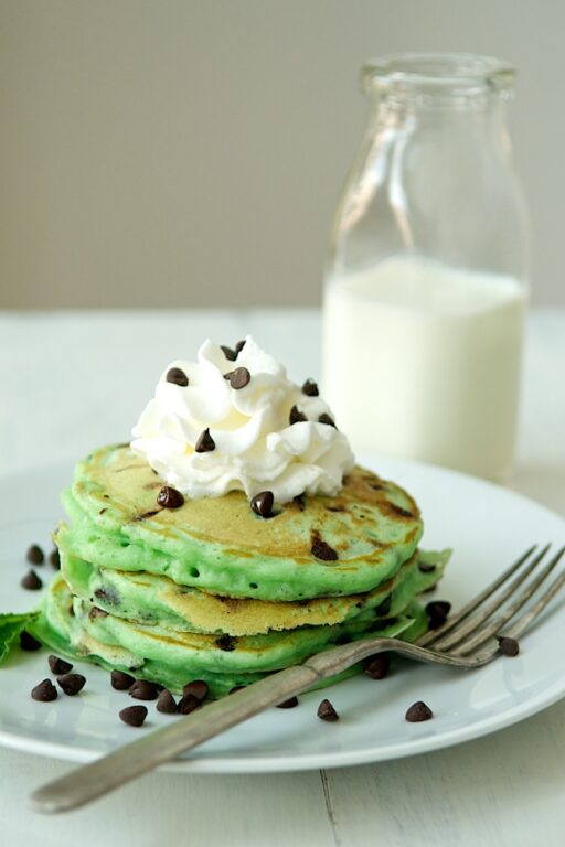 St. Patrick's Day Food Ideas: Green Pancakes via Style Blueprint Memphis at Ashley Hackshaw / lilblueboo.com 