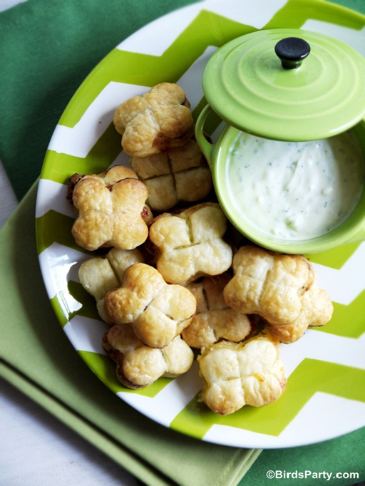 St. Patrick's Day Food Ideas: Four Leaf Clover Bites by Bird's Party via Ashley Hackshaw / lilblueboo.com 